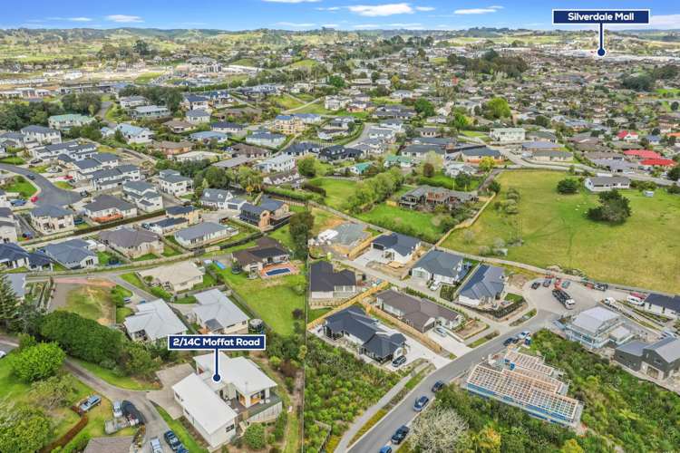 2/14c Moffat Road Red Beach_21