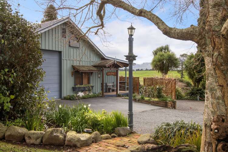 42 Poland Street Waikino_3