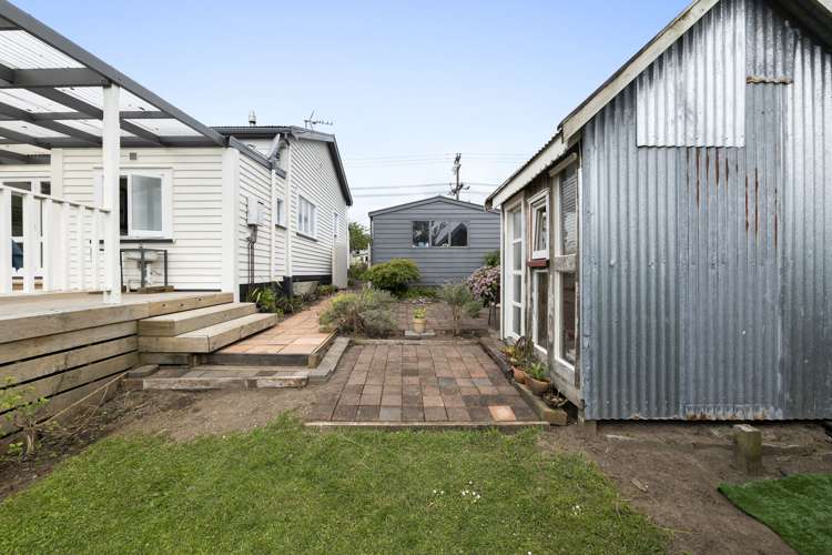 132 Tukapa Street Westown_23
