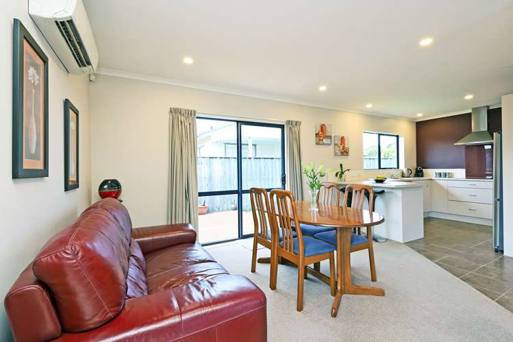 1030 Beatty Street Mayfair_5