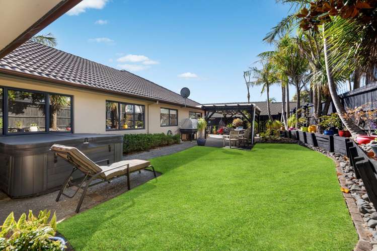 43 Newbliss Crescent East Tamaki Heights_2