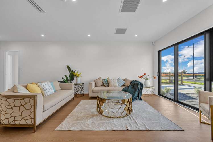 60 Whangamaire Rise_1