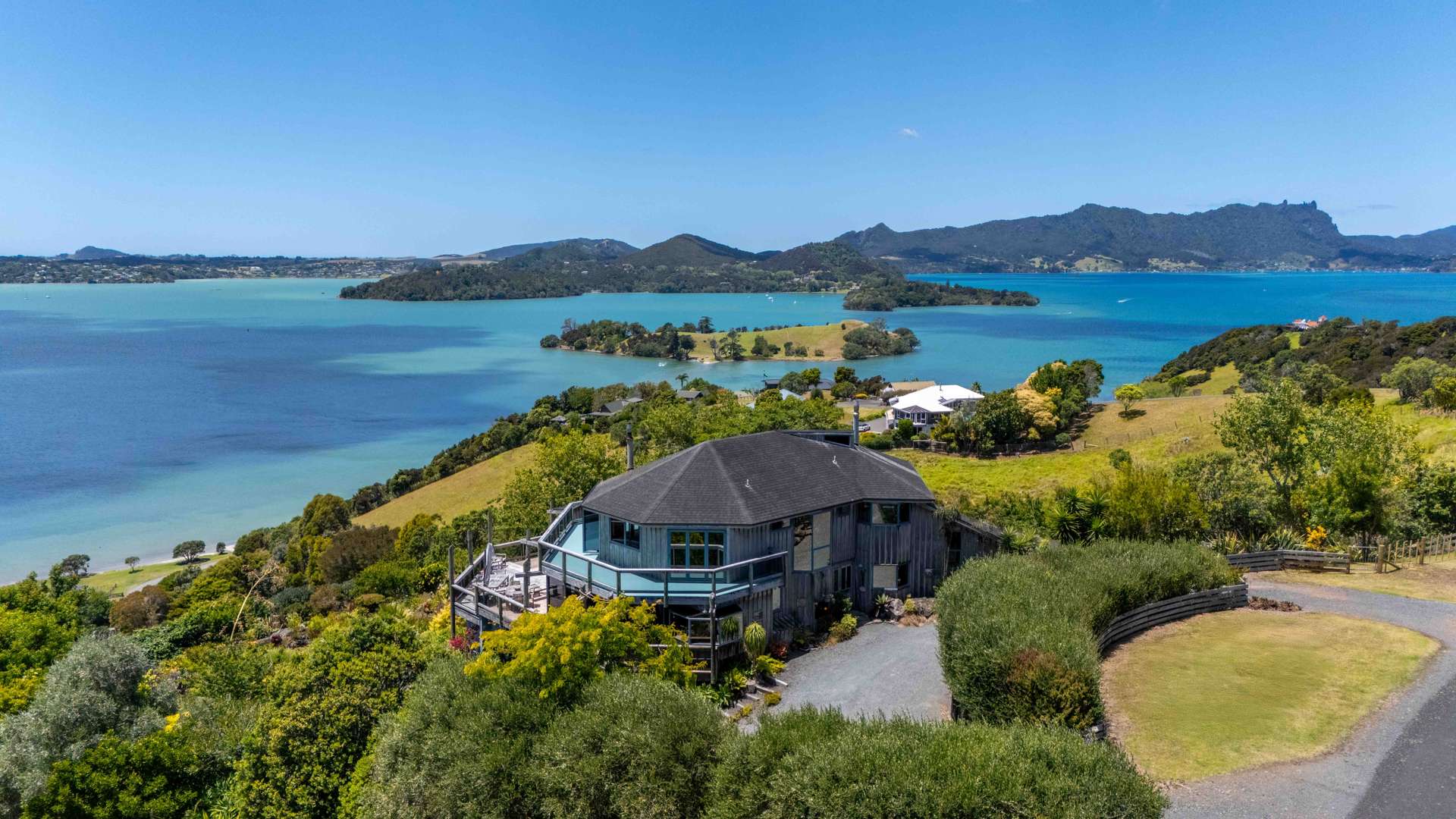 71 Headland Farm Park Tamaterau_0