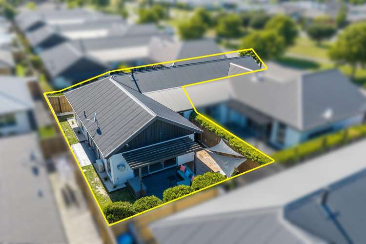21 Farnborough Way Rolleston_19