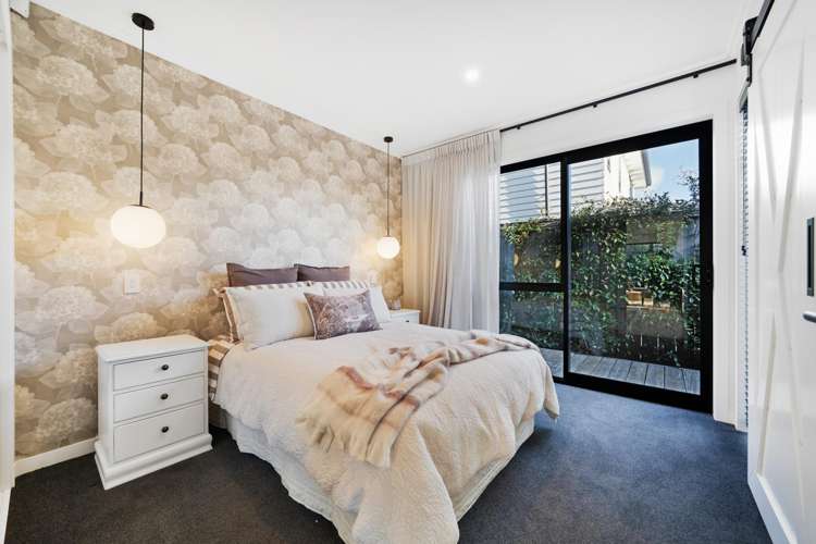 2 Kira Road Flat Bush_10