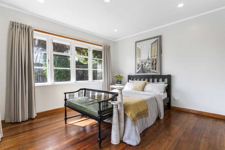 115 Rosier Road Glen Eden_9