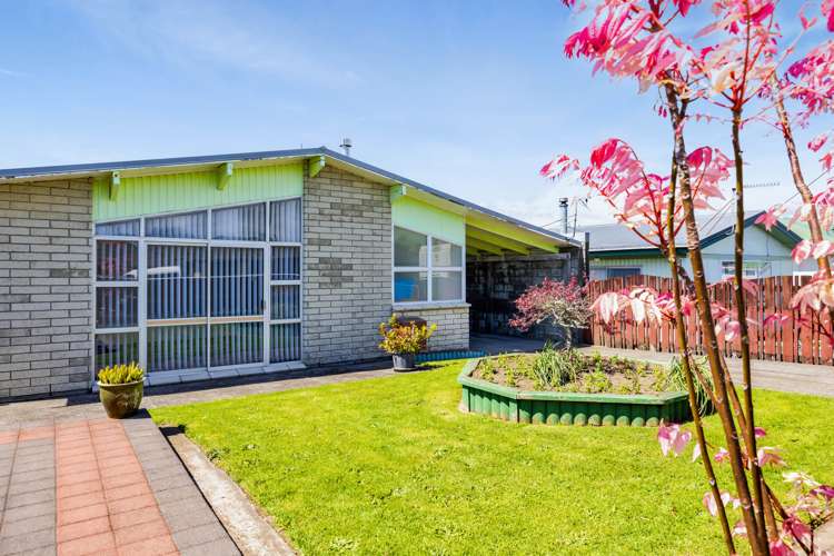 82 Grey Street Waitara_22