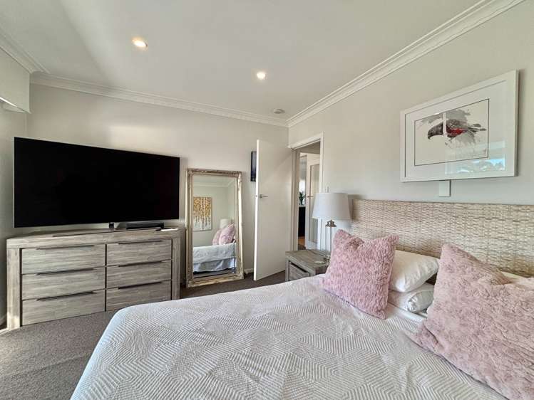 2/11 Sanders Avenue Takapuna_11
