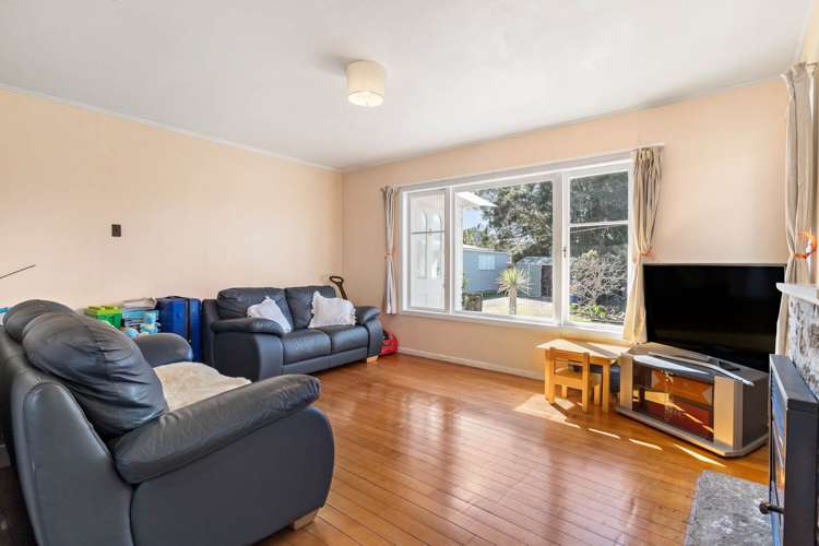 8 Devon Street Te Atatu South_6