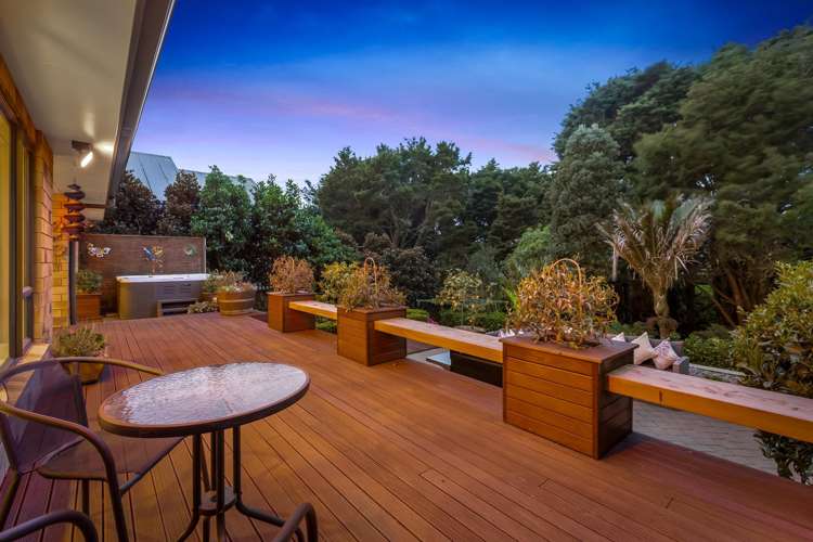 23 Phoenicia Court The Gardens_12