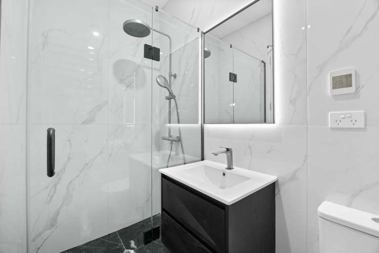 26 Furlough Road Opaheke_14