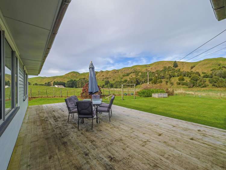 256 Pori Road Pahiatua_16