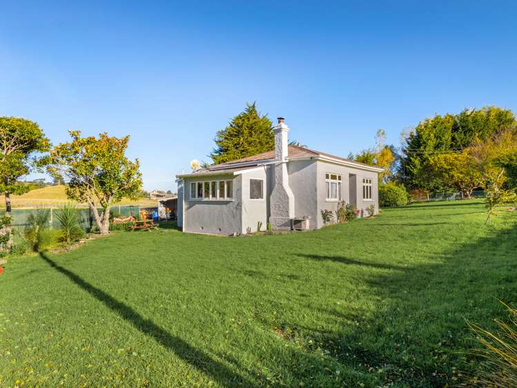 110 Main Road Waikouaiti_17