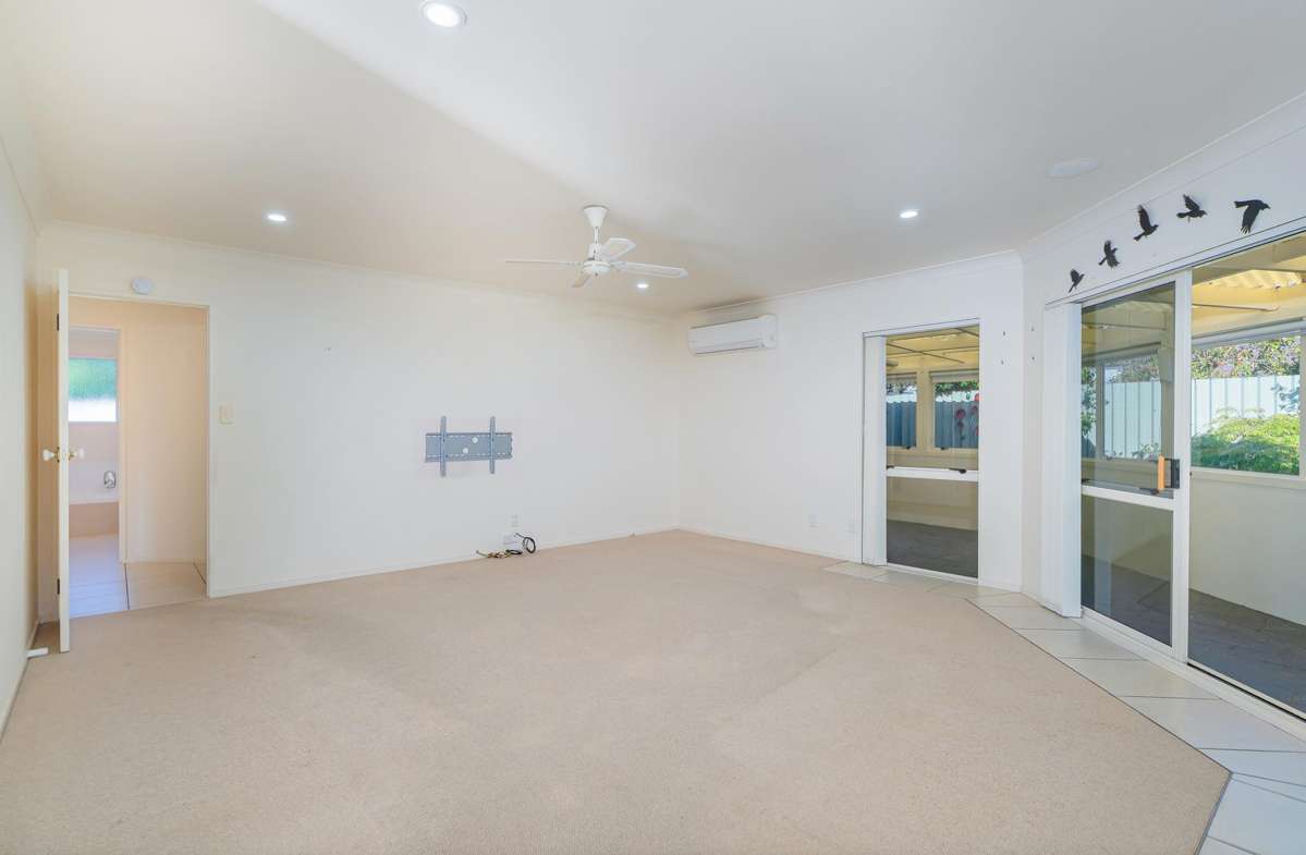 12 Kenneth Avenue_5