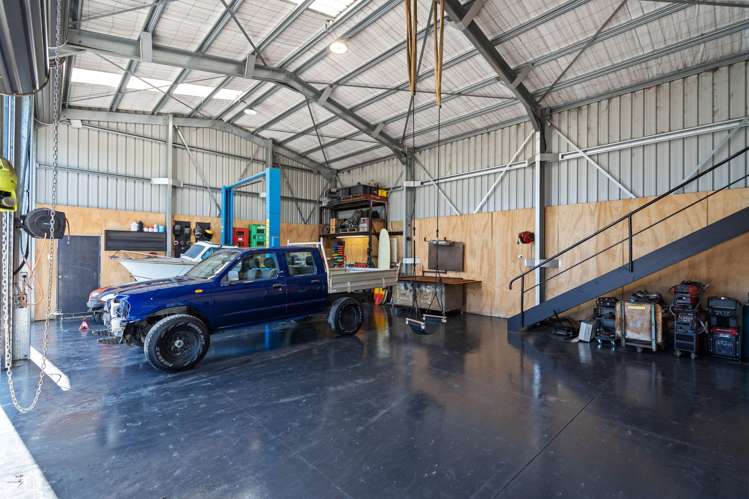 213 Hewlett Road Mata_35