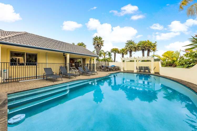 2 Anaheim Boulevard Shamrock Park_7