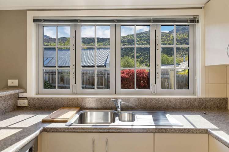 9 Innes Place Arrowtown_14