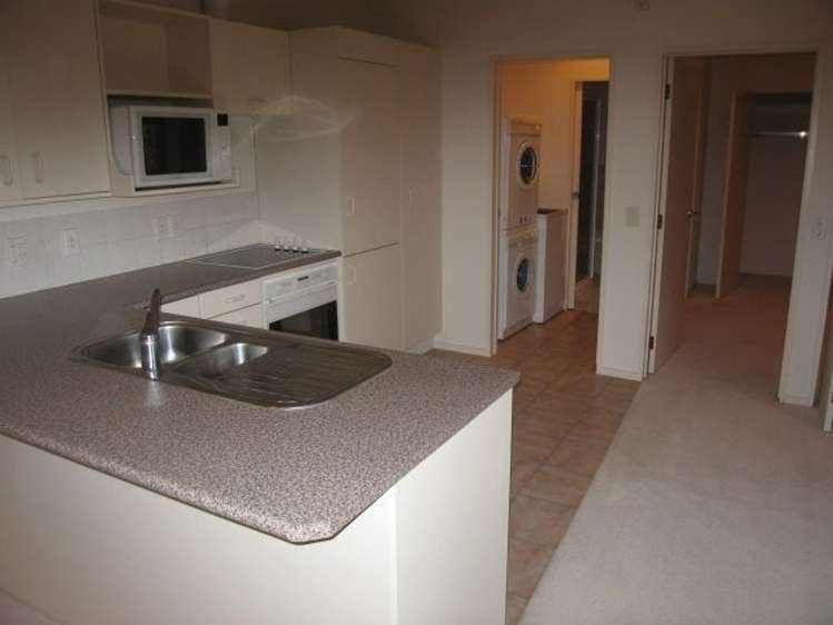 2g/6 Queen Street Palmerston North Central_2