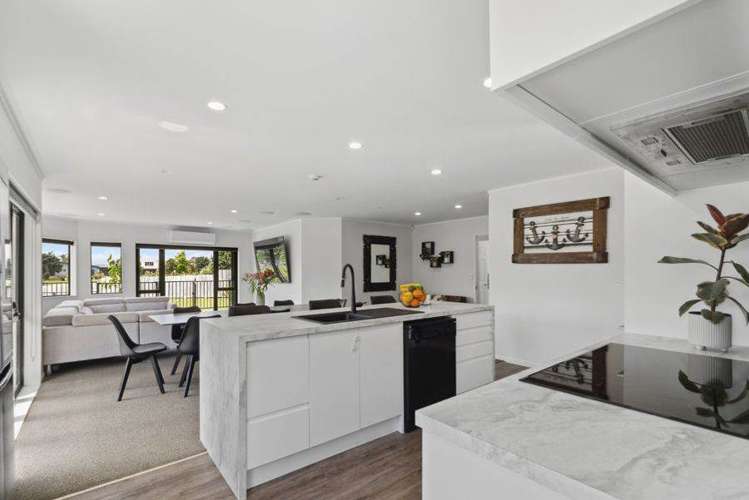 1162 East Coast Road_3