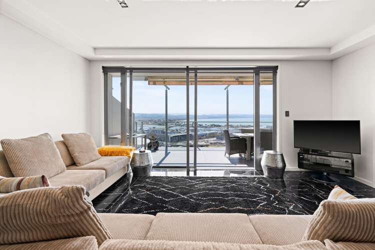 2/24 Hospital Terrace_2