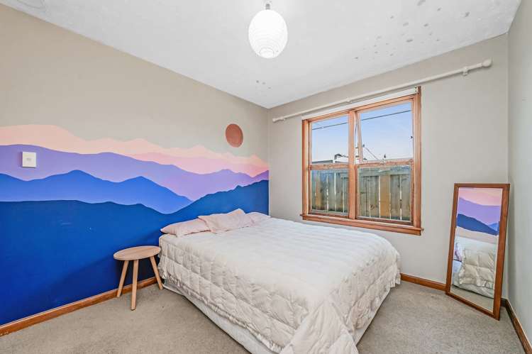 5669 West Coast Road Springfield_16