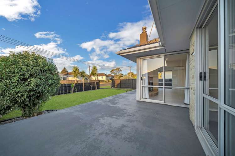 24 Laxon Avenue Otara_8
