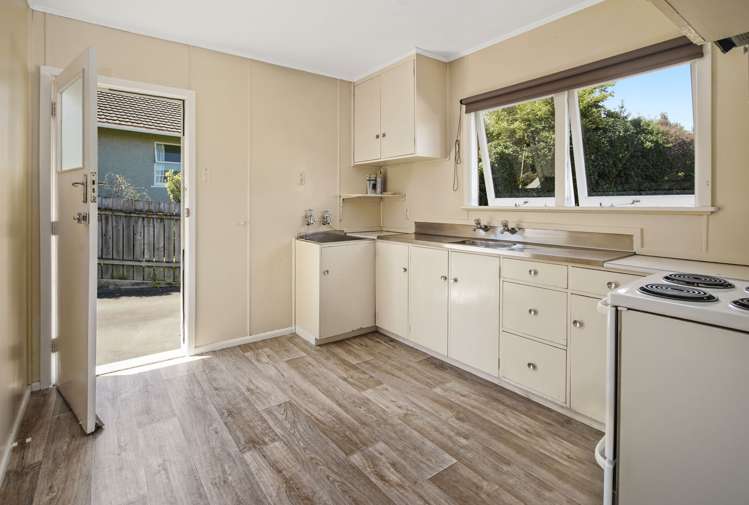 1/5 Matangi Street Stoke_8