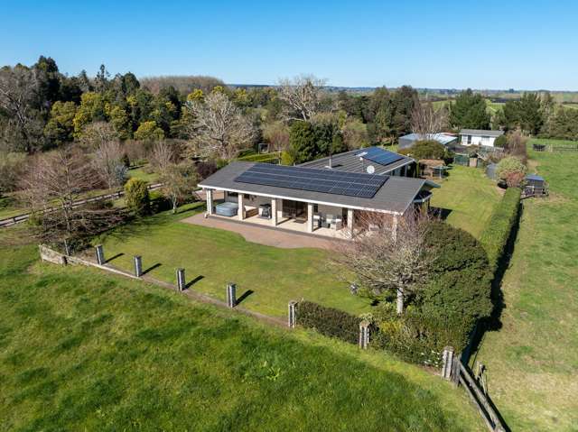 Elevated lifestyle on 1.7ha
