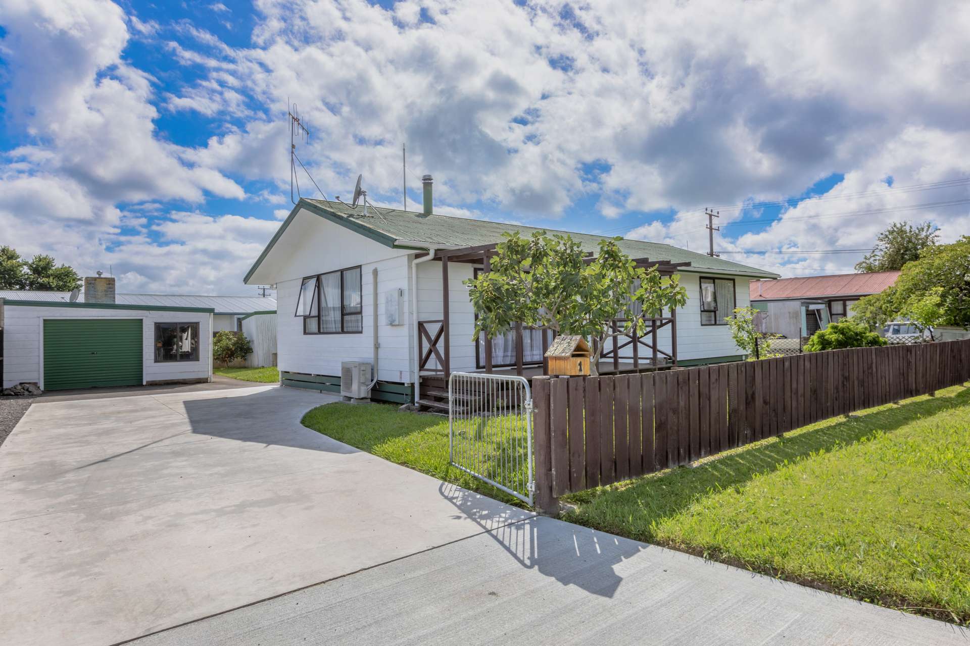 1 Latham Stubbs Crescent Waipawa_0