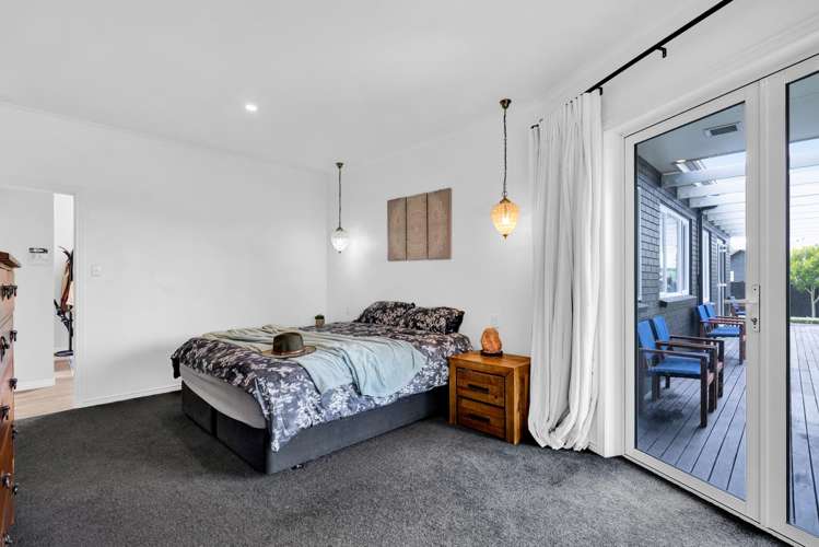 20 Maple Crescent Whalers Gate_15