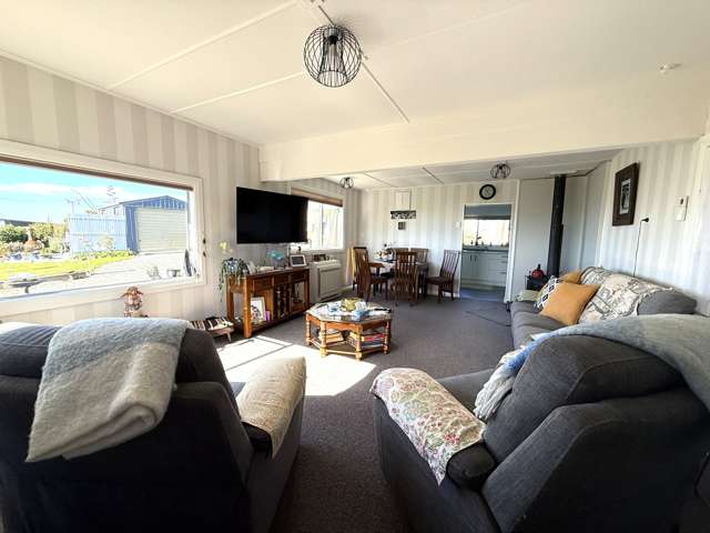 13 Wood Street Kaka Point_3