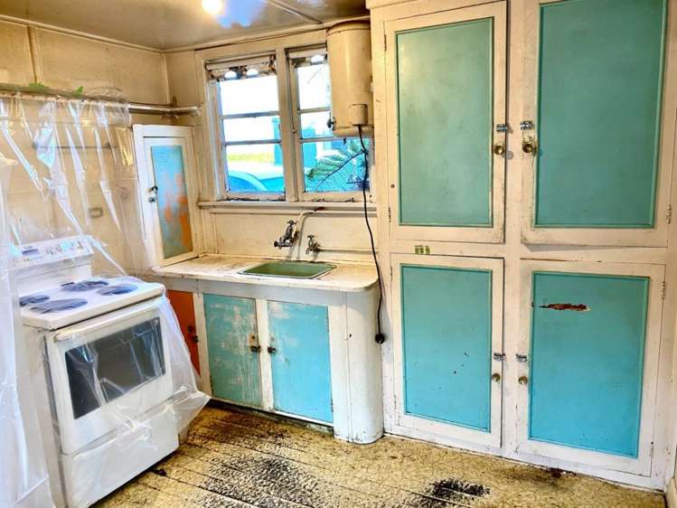 42 Pacific Drive Southbridge_7