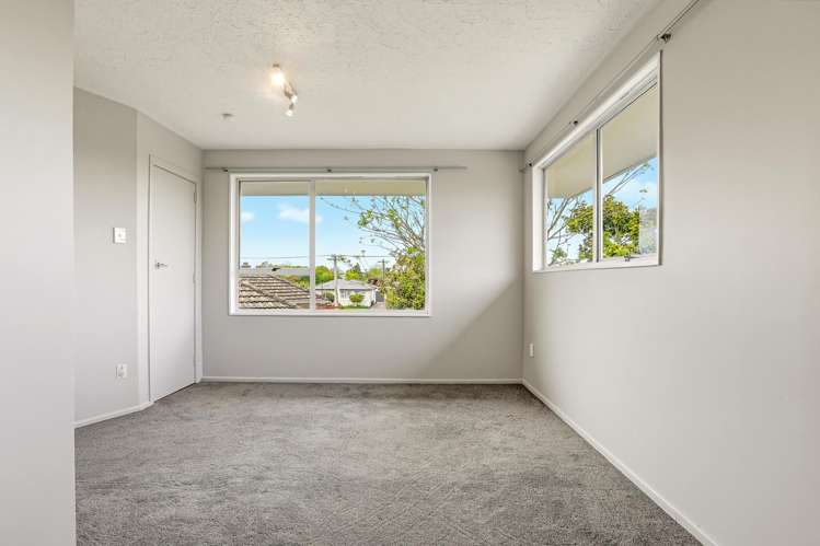 5 Norrie Street Redwood_13