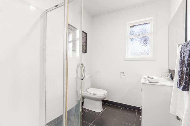 99 Cook Street Cockle Bay_6