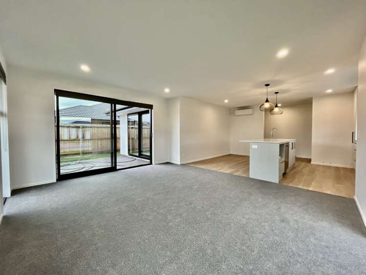 32 Whites Tramway Road 1447_6