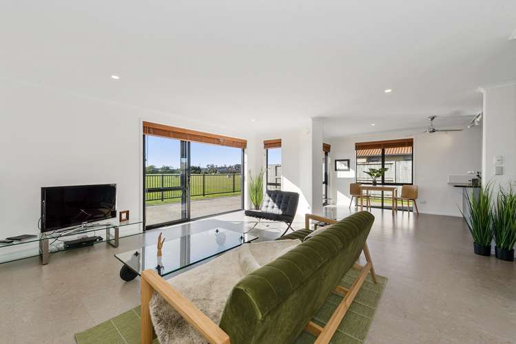 50 Parkside Drive Huntington_14