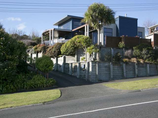 22 Ingle Avenue Waipahihi_3