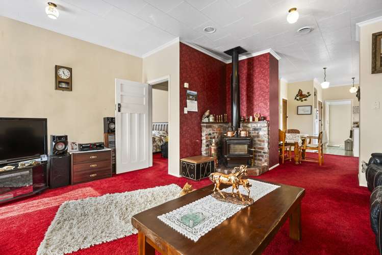 12 Dunn Street Egmont Village_6