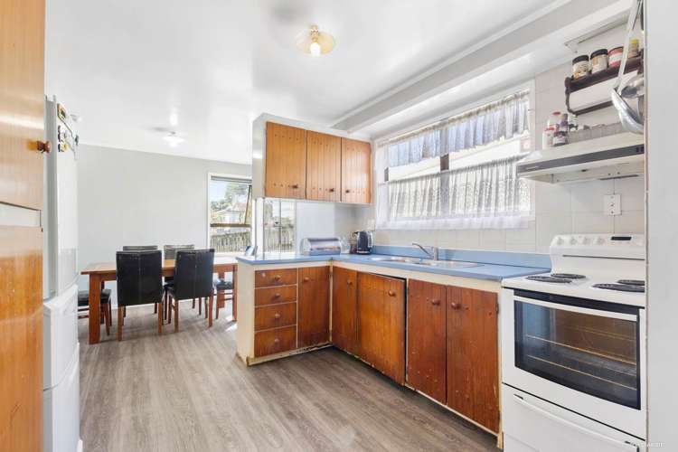 126 Solar Road Glen Eden_6