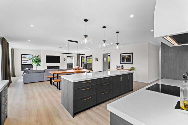 29 Tuscany Way Fitzherbert_11