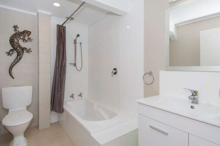 143 Little Waihi Road Maketu_13