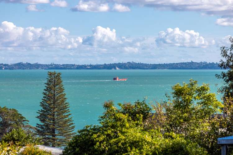 5 Wellington Road Surfdale_34