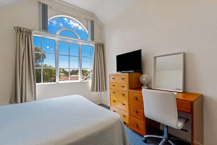 70 Bay Street Red Beach_22