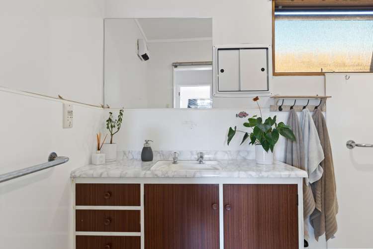 35 Cherrywood Drive Otumoetai_8