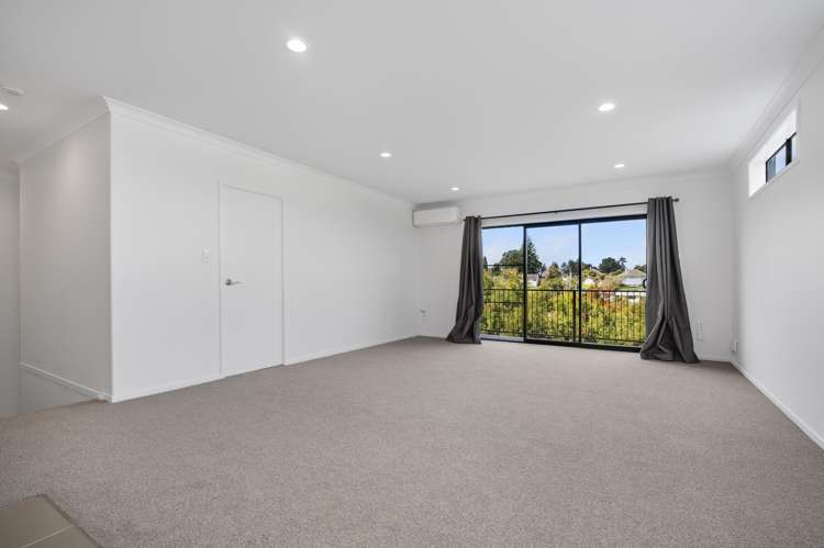 22B Sheppard Street Gate Pa_18