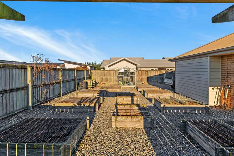 2 Boulez Mews Rolleston_17