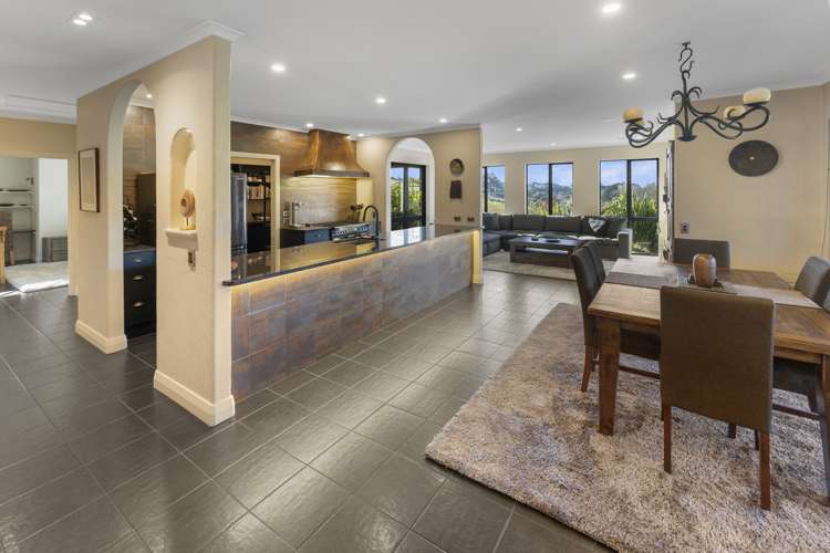 43 Redvale Road Redwood Valley_3