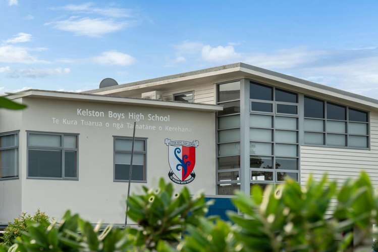 10 Beaubank Road Kelston_17