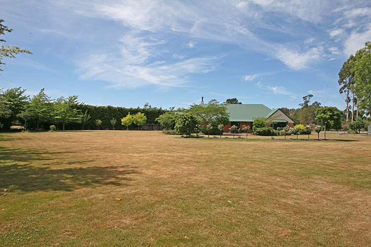 2/135 Johnson Road West Melton_35