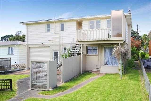 29 Golf Road New Lynn_1